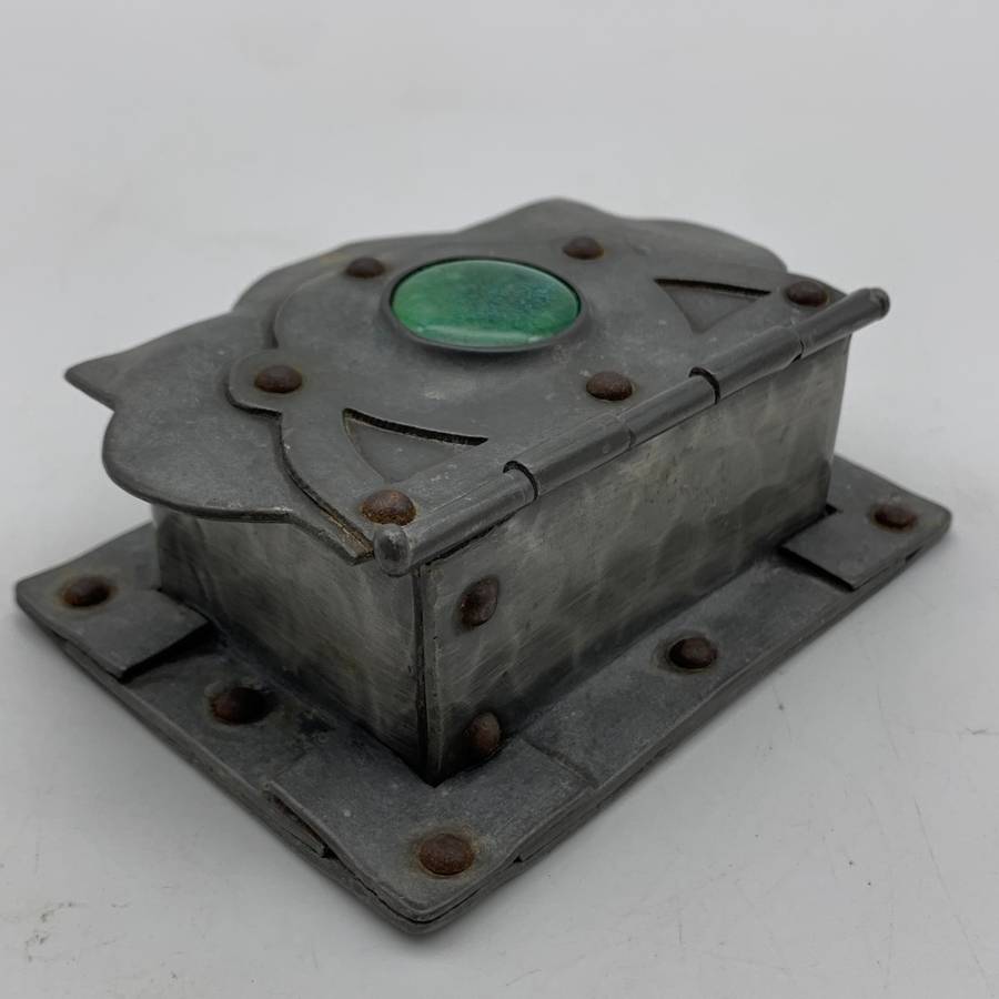 Antique Arts & Crafts` Pewter & Ruskin Cabochon Box