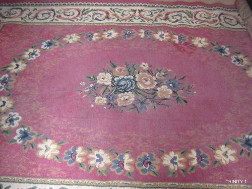 RUG WITH FLOWERS(+-197CM BY +-285CM)
