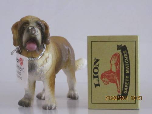Saint Bernard - Hand Painted Dogs Manufactured By Schleich - Plastic