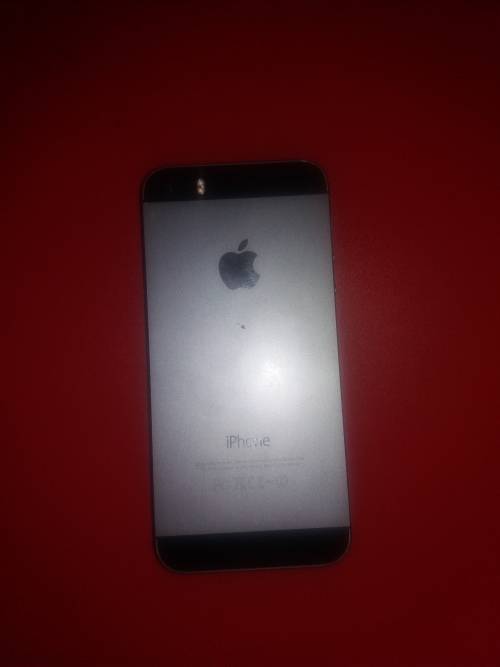iPhone 5S 16gig **Read Description**