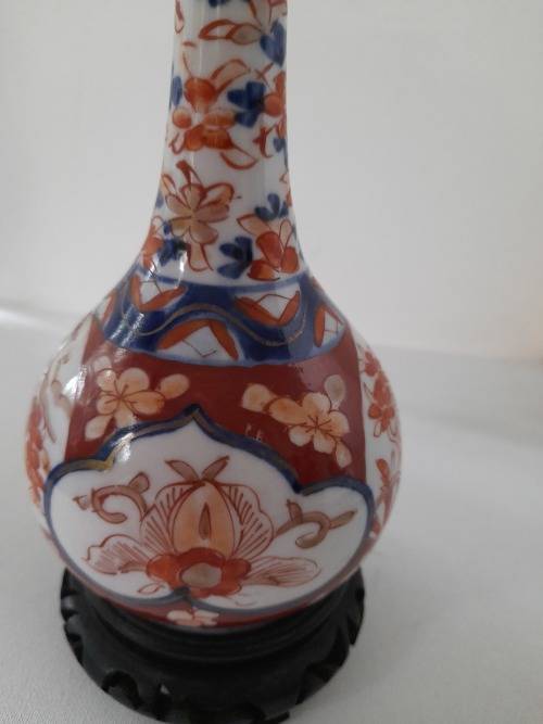 IMARI VASE