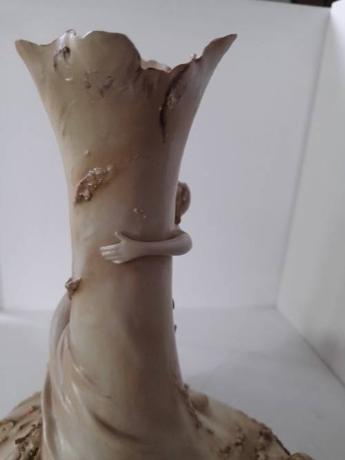 PORCELAIN VASE