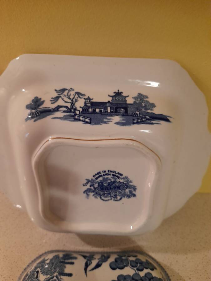 BURLEIGHWARE DISH