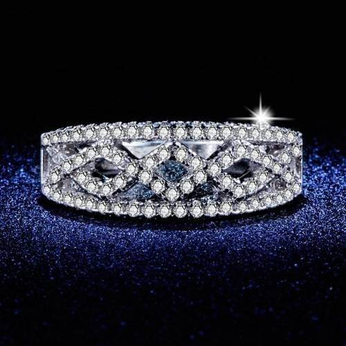 BRILLIANT!!   White Gold Filled Ring With 1.0ct Simulated Diamond Size 7 US