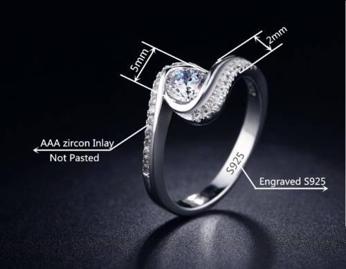 AMAZING!! Ring With 27 Simulated Diamonds Size 6; 7; 8 US