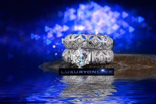 White Gold Filled Ring Set With 10 Simulated Diamonds