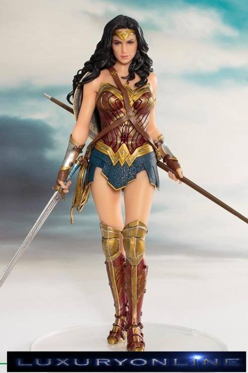 JUSTICE LEAGUE 1/10 Scale WONDER WOMAN ArtFX Collectable Figure