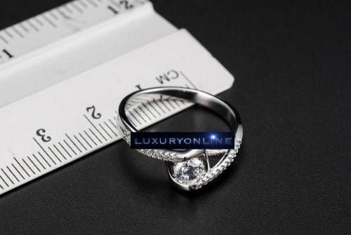 BEAUTIFUL! Ring With 10 1,27 Carat Simulated Diamonds Size 7; 8; 9 US