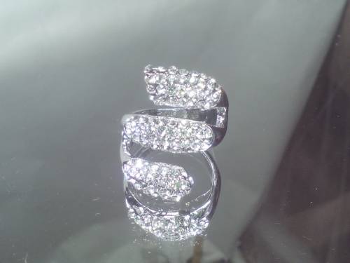 EXQUISITE! 1,25 Carat Simulated Diamond Ring Size 8 US
