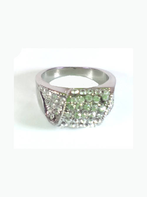 EXQUISITE!1,25 Carat Simulated Diamond Ring Size 8 US