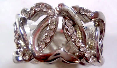 BEAUTIFUL! Ring With 1,25 Carat Simulated Diamonds Size 6 US / L / 16