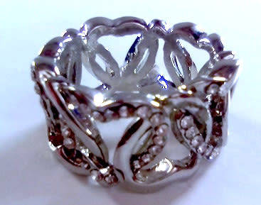 BEAUTIFUL! Ring With 1,25 Carat Simulated Diamonds Size 6 US / L / 16
