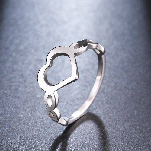 RETAIL PRICE:  R 899 (NEVER FADE) Titanium Heartbeat Heart Ring Size 7 US (GOLD ONLY)