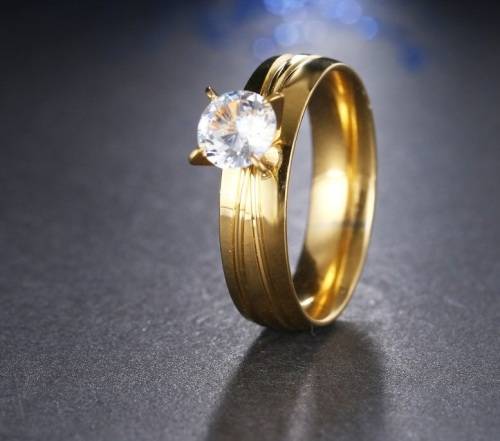 RETAIL PRICE: R 1 299 Titanium Princess Cut Ring With Simulated Diamonds (GOLD) Size 9 US