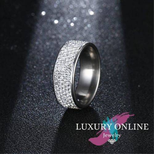 TITANIUM (NEVER FADE) FIVE ROW DIAMOND Ring with Simulated Stones SIZE 8 US (SILVER ONLY)
