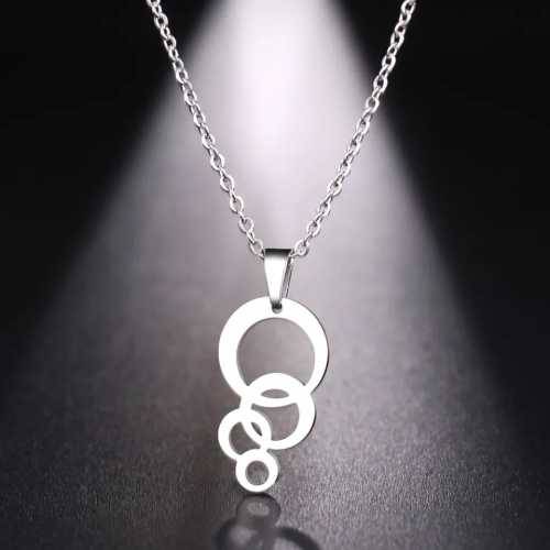 TITANIUM (NEVER FADE) FOUR CIRCLES PENDANT Necklace 45cm (SILVER ONLY)