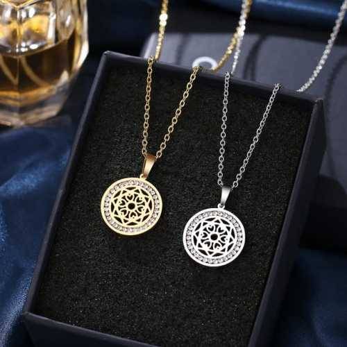 Retail Price R999 TITANIUM (NEVER FADE) "SQUARE WITH HEARTS" Necklace 45cm (SILVER ONLY)