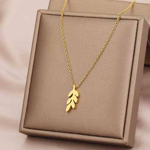 Retail Price R1199 TITANIUM (NEVER FADE) LEAF Necklace 45 cm (GOLD ONLY)