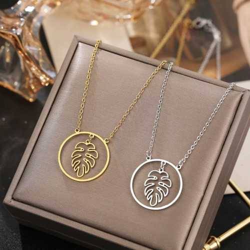 Retail Price R1099 TITANIUM (NEVER FADE) VINTAGE LEAF Necklace 45 cm (SILVER ONLY)