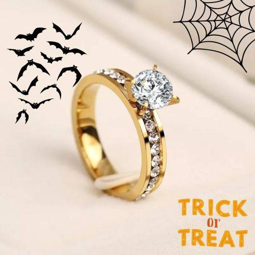 Retail Price R1599 GOLD SOLID RING WITH SIMULATED DIAMONDS SIZE 7 US TITANIUM (NEVER FADE)