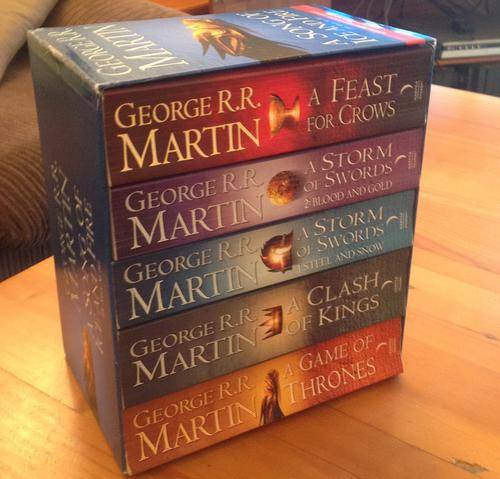 A Game of Thrones Box Set - A Song of Ice & Fire, the story so far by GEORGE RR MARTIN