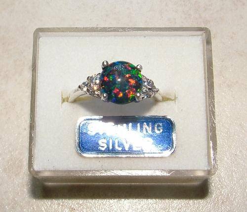 GEORGEOUS SOLID STERLING SILVER OPAL AND DIAMOND RING : SIZE 6