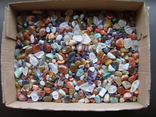 BOX FULL OF TUMBLED SEMI PRECIOUS STONES, LARGE AND SMALL APPROX 3Kg