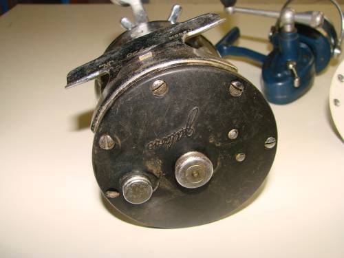OLD STYLE FISHING REELS ALL FOR ONE BID
