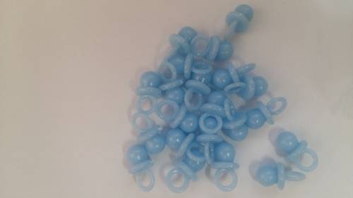 Tiny plastic dummy, 24 per packet was r12 Now R6
