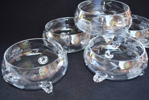 CUT GLASS !!! - Set of SIX beautiful Glass bowls - Exquisite!!!