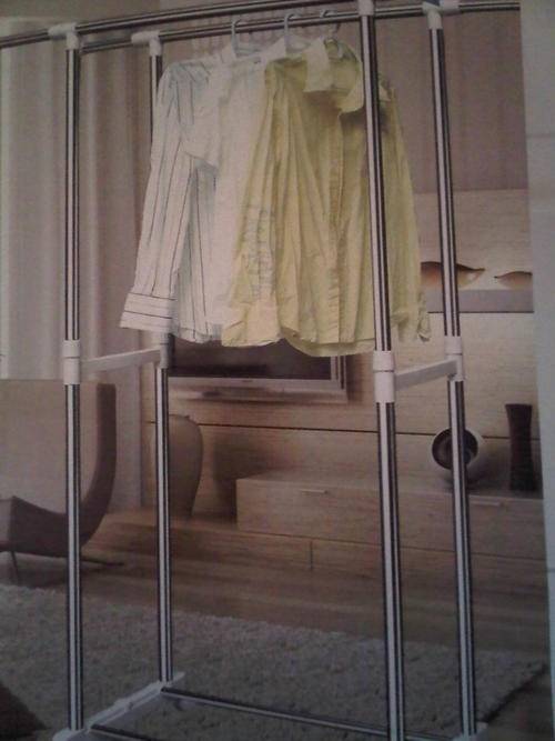 ~~~TELESCOPIC CLOTHES RACK WITH DOUBLE RAIL.~~~