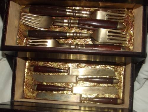 60 piece brass and wood cutlery set