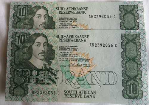 C.L.  Stals Governor of SARB. Bank note collection with signed Photo and signed letter from SARB.