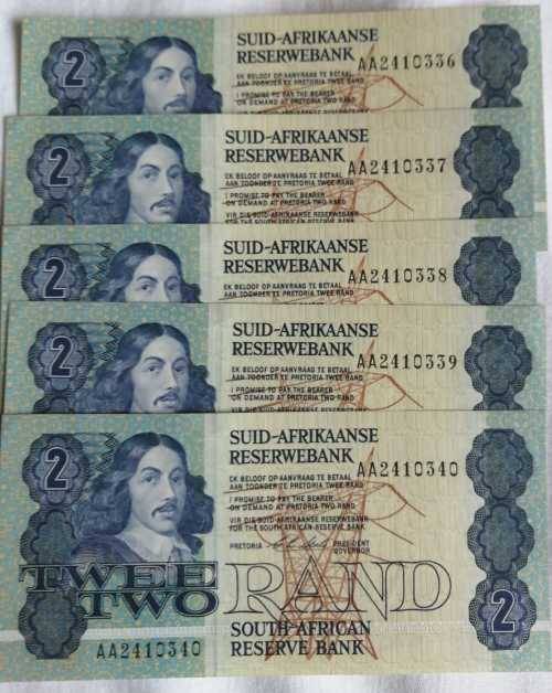 C.L.  Stals Governor of SARB. Bank note collection with signed Photo and signed letter from SARB.