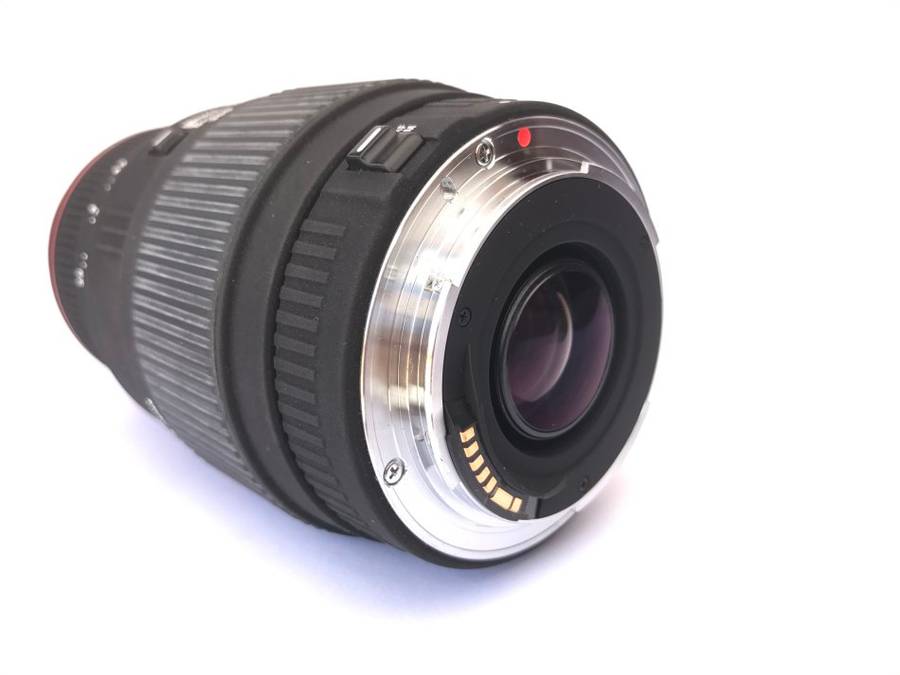 Sigma 70-300mm F4-5.6 APO DG Macro