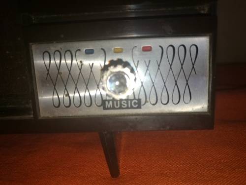 FABULOUS RETRO RHYTHM ALARM CLOCK