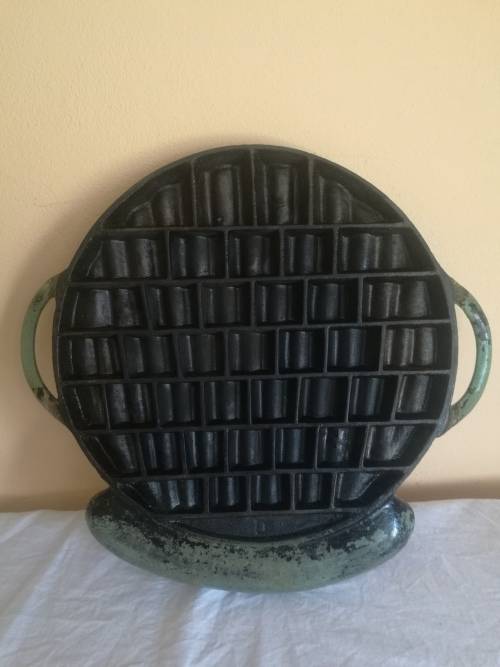 CAST IRON STEAK GRILLING PAN
