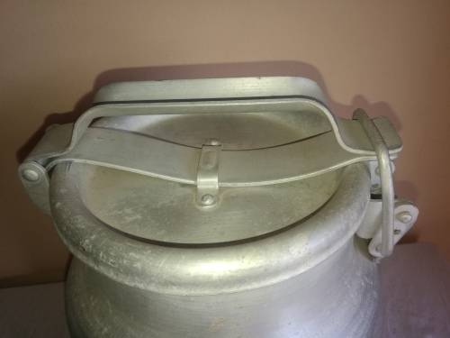 STUNNING ALUMINIUM MILK CAN