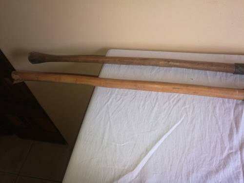 2 X AUTHENTIC HAND MADE ZULU SPEARS