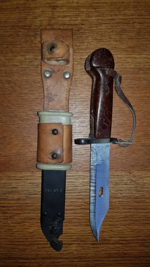 ROMANIAN AKM 1ST TYPE BAYONET