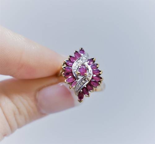*INCRDIBLE*precious over 1ct RUBY DIAMOND ring 10k gold