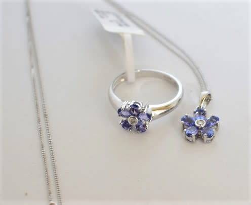 WOW**tanzanite diamond white gold pendant AND chain