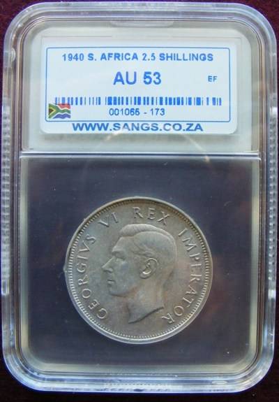 1940   graded SA UNION HALF CROWN AU 53