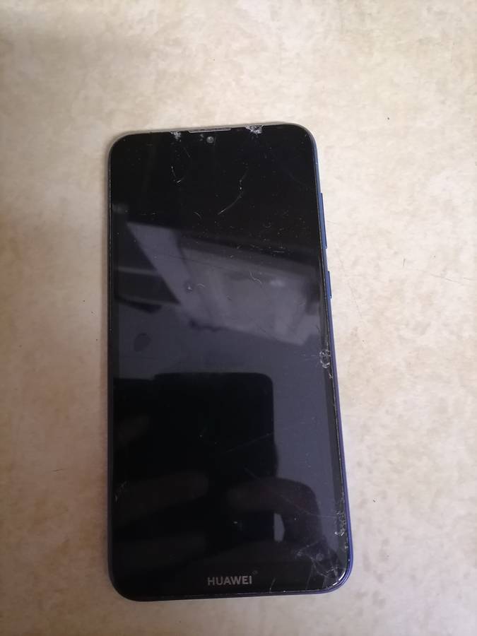 Y7 Lite cell phone