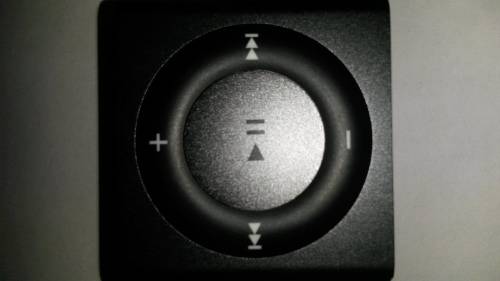 APPLE IPOD SHUFFLE (2GIG)