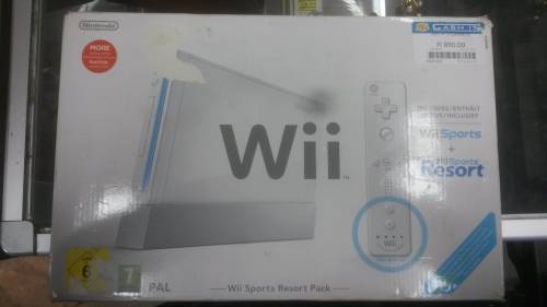 NINTENDO WII CONSOLE & ALL EXTRAS + 3 GAMES