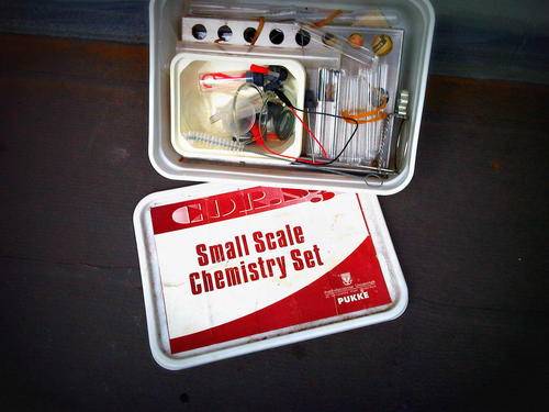 Small Scale Chemistry set