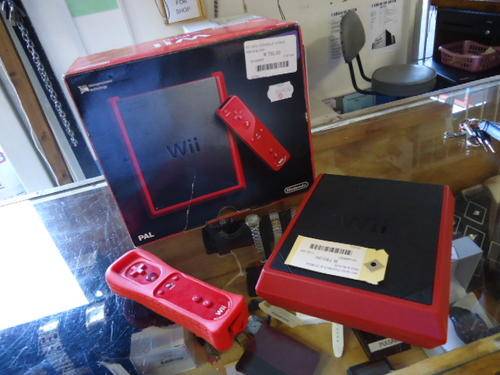 Wii Mini Console (RVL-201) In Box Red & Black W/ Remote -  Mint condition