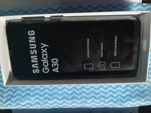 SAMSUNG GALAXY A30