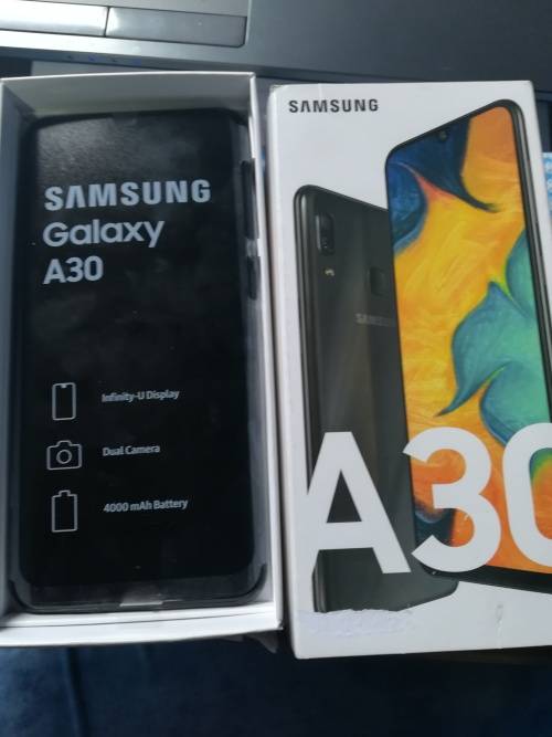 SAMSUNG GALAXY A30